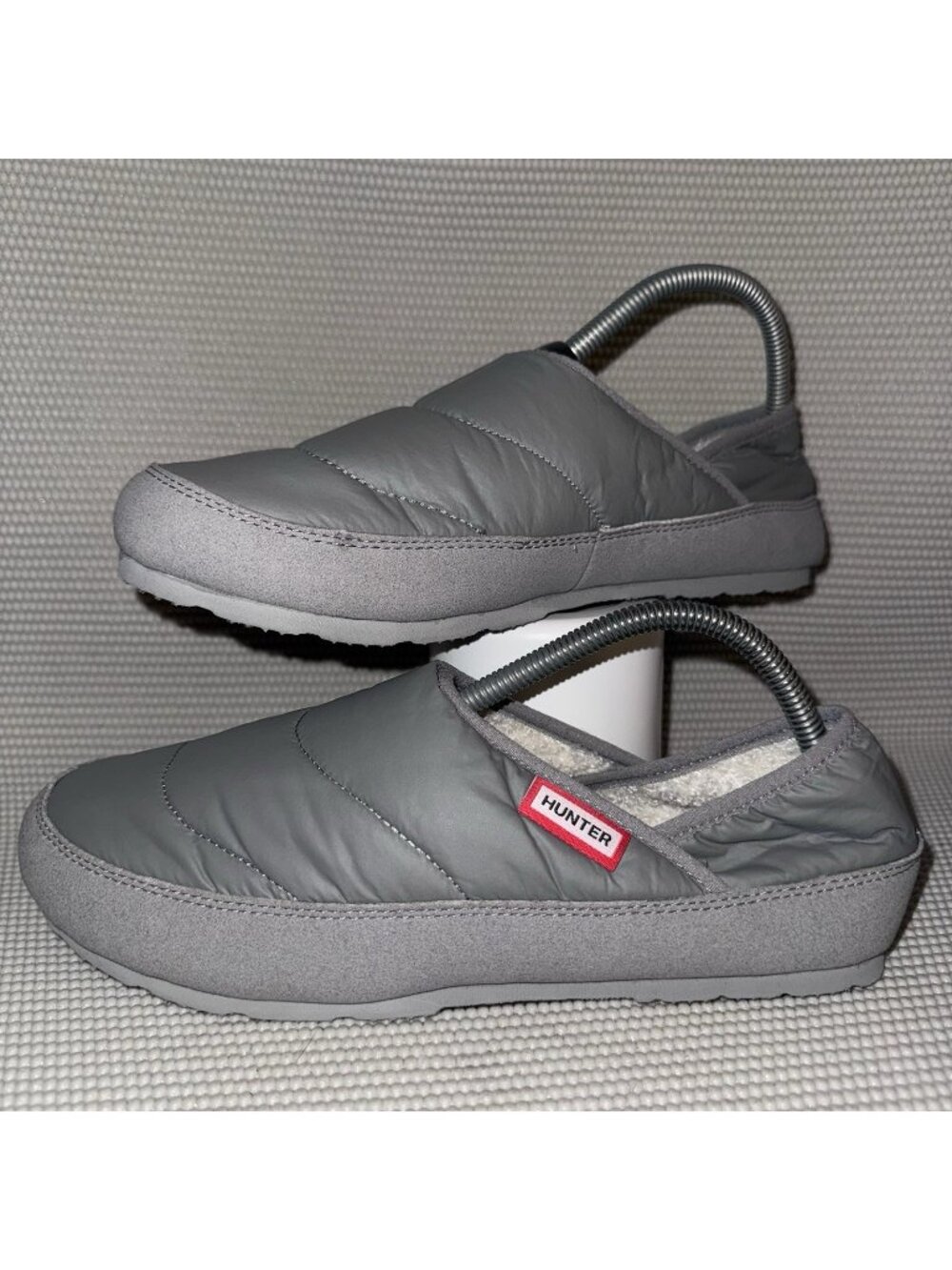 Hunter Puffer Gray Quilted Slip On Comfort Casual Slippers Shoes Womens Size 10